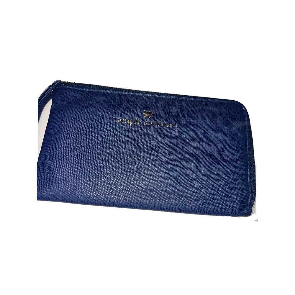 Simply Southern navy clutch With Numerous‎ Pockets Card Holder Slots Zip Pocket